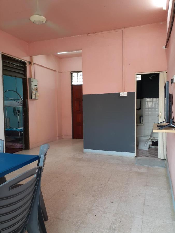 Homestay Idaman Tun Hussein - Harga Untuk 1 Rumah ,1 Bilik ,1 Bilik Air 4 Single Bed - Not Sharing Perai Kültér fotó